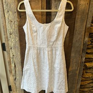 Vineyard vines white chevron jacquard dress size 4